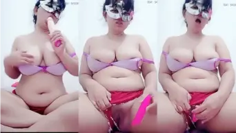 Cewek Abg Montok Mainin Kontol Di Live Streaming