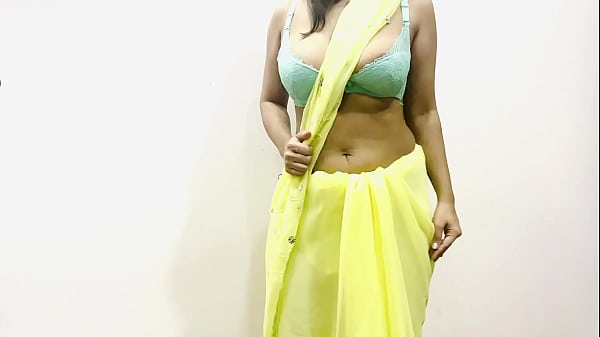 Trailer – Bhabhi India Montok Menggoda Dengan Saree Kuning Yang Menggairahkan