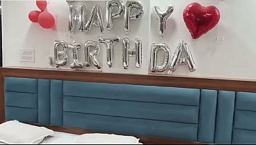 Bhabhi Ne Dever Ko Birthday Gift Mein Apni Chut Ka Surprise Diya