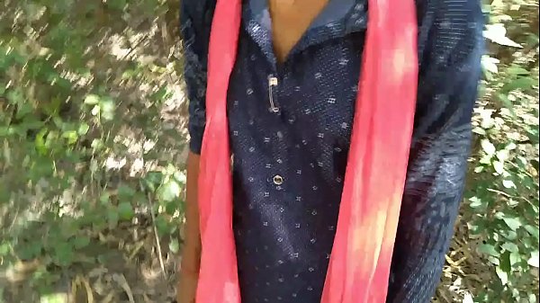 Desi Mesra Di Alam Terbuka: Pacar Digoyang Kencang Doggy Style