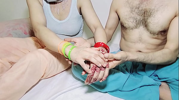 Bhabhi Punjab Muslim Tersepak Anal, Ngentot Ganas Dengan Pantat Besar India Goyang Doggystyle Pakai Audio Hindi