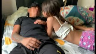 Kakak Tiri Nekat Bercinta Dengan Adik Tiri Saat Orang Tua Keluar Rumah – Kisah Lengkapnya…