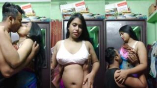 Desi Bhabhi Panas Digoda Dan Digituin Sama Devar Nakalnya
