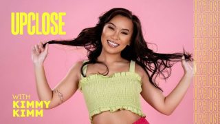Kimmy Kimm: Sensasi Panas Yang Menggoda Dari Dekat