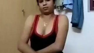 Tubuh Seksi Gadis India Bugil Dalam Video Mms Panas