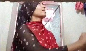 Video Mandi Telanjang Bhabhi Desa Panas Direkam Diam-diam