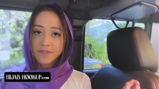 Alexia Anders, Gadis Muslim Yang Diam-diam Membawa Pacar Untuk Kenikmatan Terlarang Dan Ketahuan Ayah