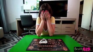 Bratty Sis – Ngewe Kakak Tiri Biar Tetap Hidup