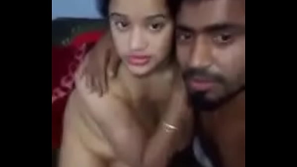 Goyangin Bokong Gebetan India Di Atas Ranjang, Bikin Makin Pengen.