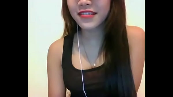 Pamer Memek Hot Di Camfrog Selingan Pacar Lagi Ngentot