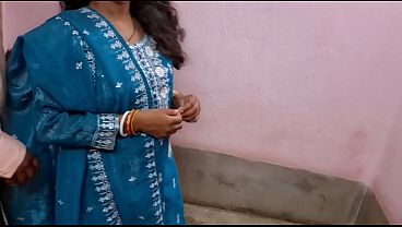 Desi Pembantu India, Ngentot Kasar Pertama Kali, Memek Sempit Ketagihan, Sange Berat