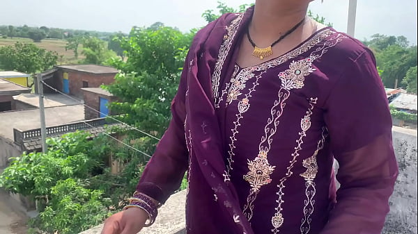 Bhabhi Bhojpuri Yang Nakal Memberikan Kenikmatan Total Dari Memek Dan Tubuhnya Dengan Suara Seru Dalam Hindi