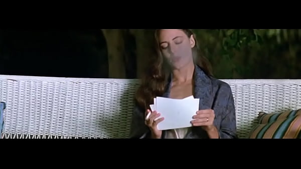Cinta Terlarang Patricia Healy Di China Moon 1994