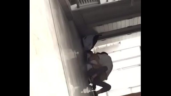 华师走廊激情缠绵