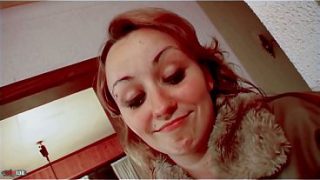 Krystal, Si Arab Seksi Digoda Dan Digencet Keras Di Sofa Sama Terry