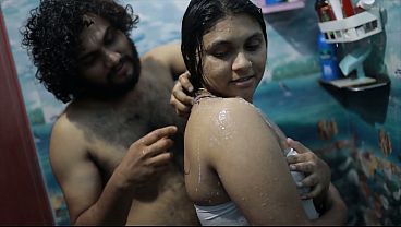 Cewek India Mandi Air Panas, Abang Tiri Ngegas, Malam Penuh Nafsu