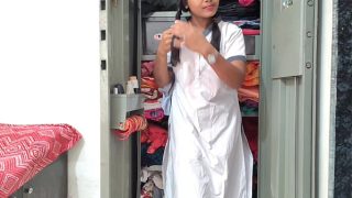 Cewek India Paling Hot Dan Cowoknya Ngentot Pakai Suara Hindi Jelas Bikin Makin Basah