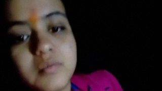 Bhojpuri Cewek Paling Horny Colmek Pake Jari Mehandi, Video Mms