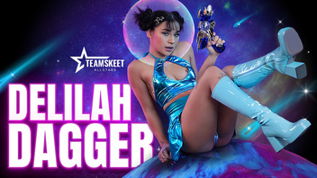 Bulan Januari, Delilah Dagger Bikin Muncrat Dengan Selingkuh Sci-fi Yang Bikin Ngeces.
