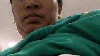 Tontonan Mula Si Tante Mallu Yang Bikin Makin Panas.