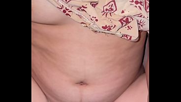 Ajakanku Dari Ibu Temanku Yang Janda, Malam Itu Di Rumahnya, Kita Main Basah-basahan Sampai Puas.