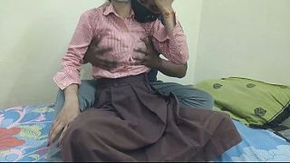Cewek Kuliahan India Digebukin Cowok Di Kamar Kontrakan, Crot Penuh