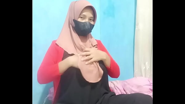 Gadis Hijab Ngentot Pakai Dildo Sampe Crot Keluar