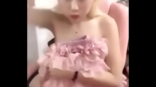 Cewek Cina Panas Banget, Bikin Pengen Gigit.