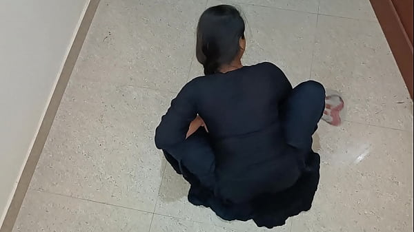 Cewek Pembantu India Desi Lagi Ngentot Sama Majikan Kamar, Suara Hindi Jelas Bikin Makin Basah