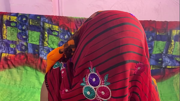 Sasur Ne Bahu Ko Choda Jab Wo Sone Jaa Rahi Thi, Desi Indian Hard Sex Fuck Viral Mms Video Hindi Voice.