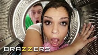 Tontonan Panas! Muka-muka Bintang Brazzers Terjebak Di Situasi Liar, Langsung Berujung Ngebantai Sampe Crot Di Kompilasi Ini