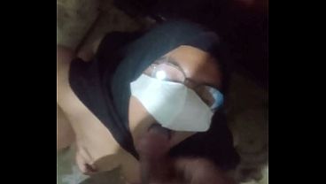 Cewek Indo Ngentot Di Kamar Mandi Sambil Ngeguyur Diri Pake Air Kencing Sendiri