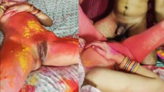 Suami Nikmatin Holi Bareng Bini Bugil Di Mms Desi Panas