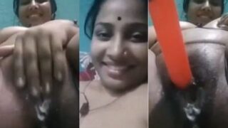 Video Tamil Aunty Lagi Colmek Pake Mainan, Bikin Makin Basah.