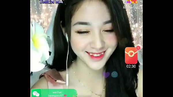 Cewek Asia Goyang Panas Di Uplive, Bikin Makin Greget