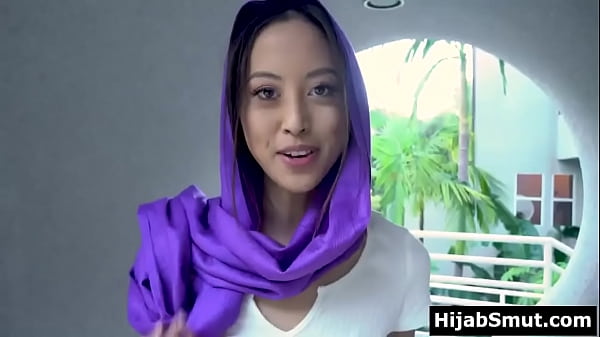 Ngaceng Terus, Bocah Hijab Umur 15-an Ngebayangin Digenjot