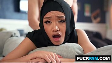 Hijabi Kena Kenalkan Budaya Amerika, Jade Kimiko Ngentot Sama Parker Ambrose