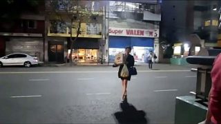 Di Tengah Wabah Dan Gila-gilaan Rock And Roll, Pas Karantina Ketat, Nyokap Temenku Ke Supermarket Dan Dapat Dua Jenis Siapa Aja