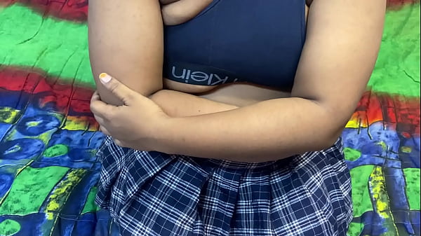 Tiri Ngangkang Dikasih Tindakan Seronok Bapak Tiri, Video Mms Viral India