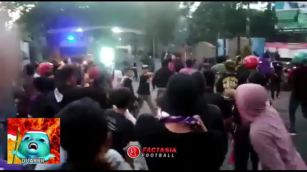 Baku Hantam Suporter Liga Indonesia Part 1: Persik Vs Psim, Momen Panas Bikin Merinding