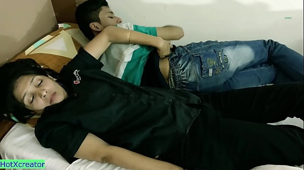 Tidur Seranjang Dengan Kakak Tiri! Nge-seks Panas Bikin Merem Melek, Suara Hindi Bikin Makin Liar