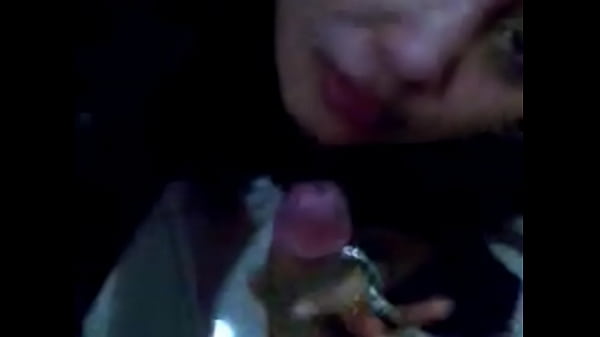 Lely Ngeblowjob, Mulutnya Basah Nikmatin Batang Keras.
