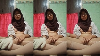 Abg Sma Yuva Lagi Main Bdsm, Pake Seragam Sekolah, Gesek Itil Sampe Colmek 2.