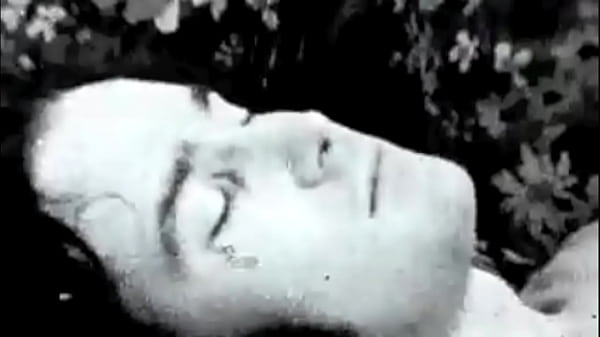 Gelapnya Malam, Nafsu Ibu-ibu Vintage: Pengakuan Mesum Seorang Pria Victoria Yang Bikin Mendingan!