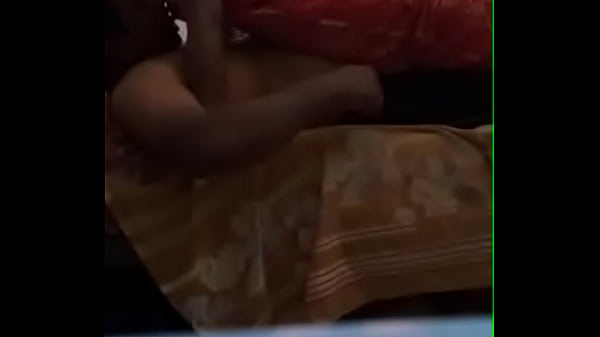 Desi Istri Lagi Nungging Di Atas, Minta Digenjot Keras