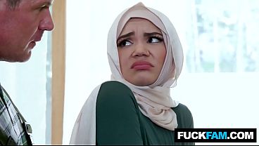 Ngentot Pertama Kali Hijab Manis Bareng Tukang Ledeng, Jason Sarcinelli & Naudi Nala Bikin Muncrat