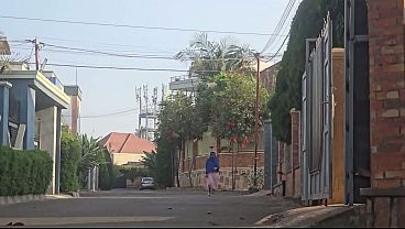 Mampus, Ibu Arab Lagi Colmek Di Pinggir Jalan Depan Rumah.