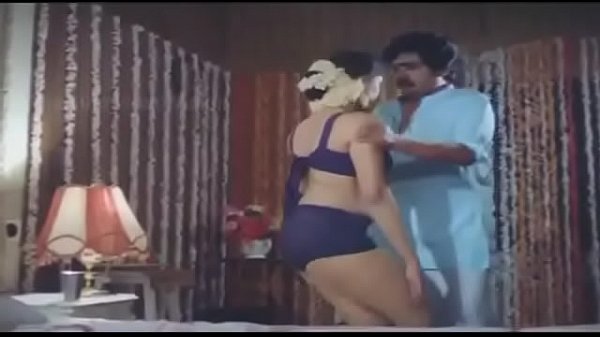 Bikin Doyan Ngeces, Cewek India Pamer Tubuh Seksi Sampai Bikin Ngilu