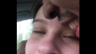Temen Cewek Lesbian Basah Kuyup Pas Latihan, Langsung Nundukin Bokong.