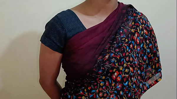 Ngemong Pembantu India Desi, Memek Basah Kena Creampi, Ngewe Part 2, Suara Hindi Jelas Bikin Makin Panas.